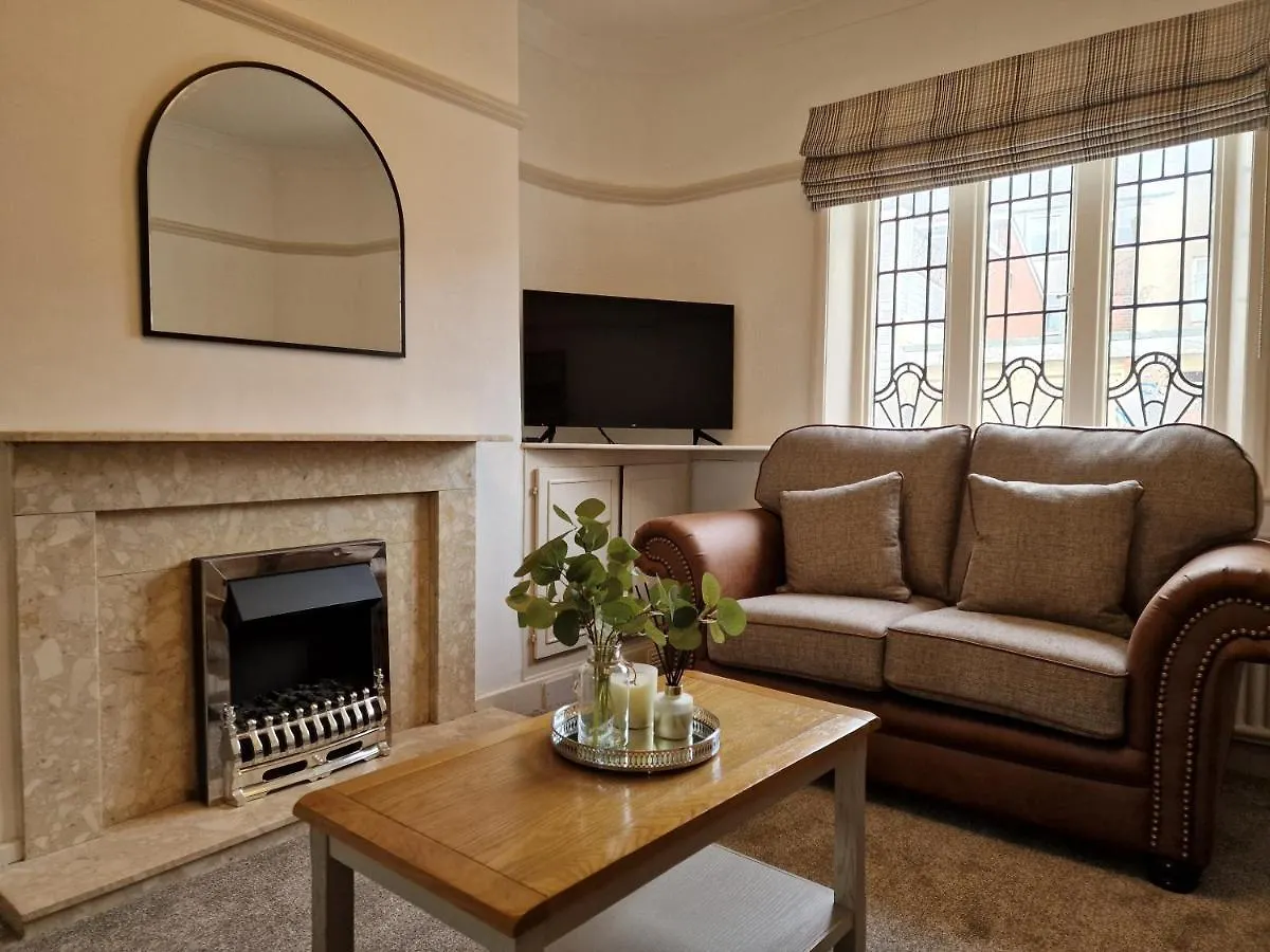 Dysa South Clifton Cottage Lytham St Annes 0*,  United Kingdom