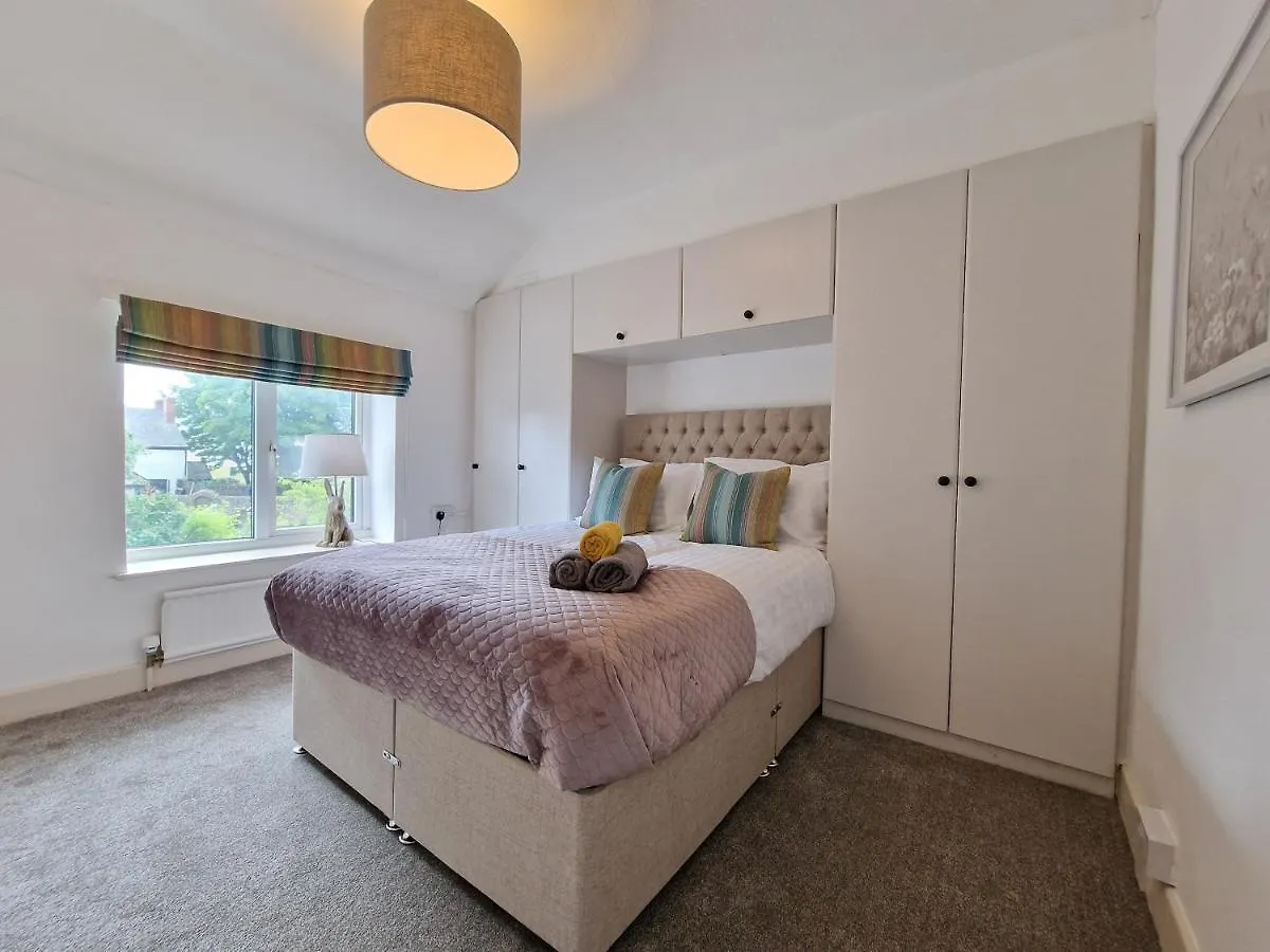 Dysa South Clifton Cottage Lytham St Annes 0*,  United Kingdom